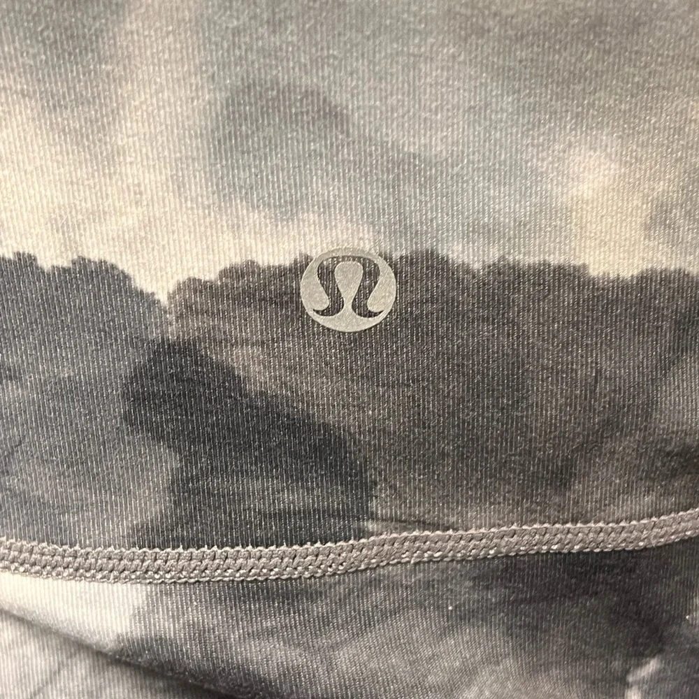 LULULEMON Halter TANK Camo 8 WOMEN